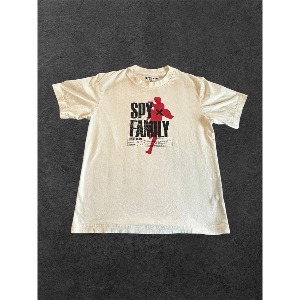 Uniqlo Spy x Family T-Shirt Mens Small White Loid Forger Graphic Tee